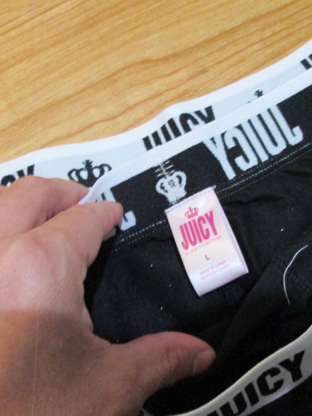 Juicy Couture Womens 2 pack sz LargeNEWPajama Shorts Black w/silver&pastel swirl - Picture 6 of 10